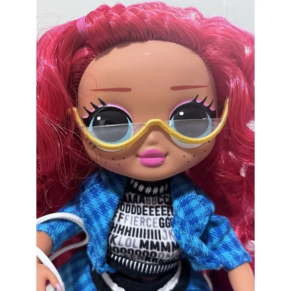 LOL Surprise OMG Fashion Doll - Class Prez  with accessories And Stand